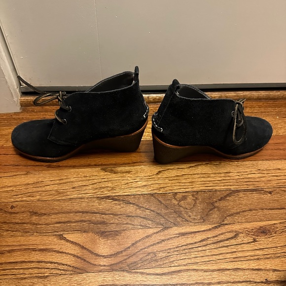 Sperry Top Sider Women US 7.5 black Leather Wedge Bootie Boots Shoe - Picture 2 of 5